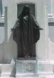 Statue / monument of Jane Delano in Washington DC by Sculptor Robert Tait McKenzie