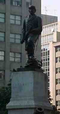 Statue / monument of David G. Farragut in Washington DC by Sculptor Vinnie Ream Hoxie