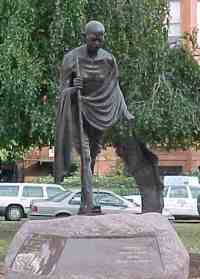 Statue / monument of Mohandas K. (Mahatma) Gandhi in Washington DC by Sculptor  Unknown