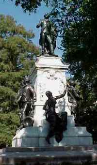 Statue / monument of Gilbert de Lafayette in Washington DC by Sculptor  Jean Falguiere and Marius Mercie