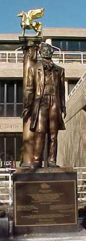 Statue / monument of Alexander Pushkin in Washington DC by Sculptor Alexander and Igor Bourganov